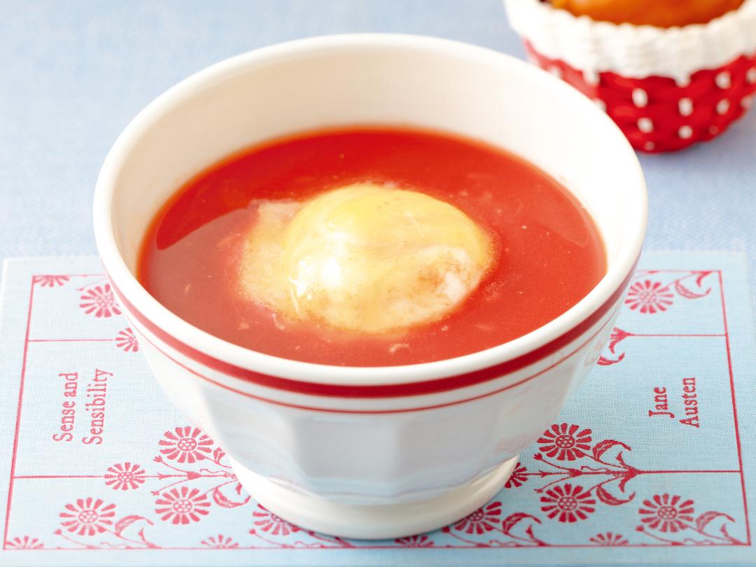 ポーチドエッグトマトスープ